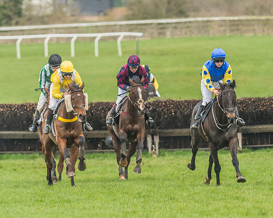 Race 5 - Novice Riders-65