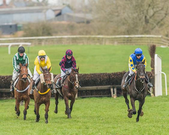 Race 5 - Novice Riders-67
