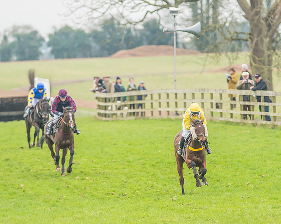 Race 5 - Novice Riders-82