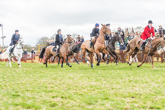 Race 7 - Hunt Ride-12