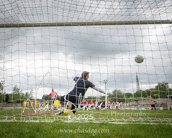Penalty shoot out (2 of 50)