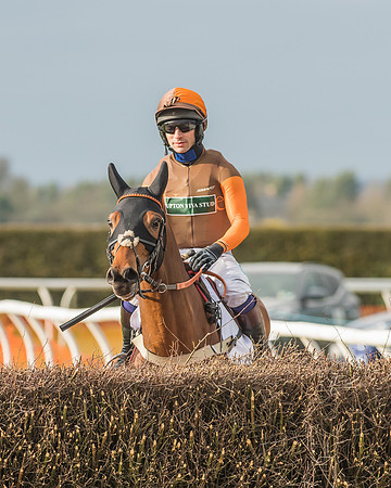 Race 6 - Confined-30