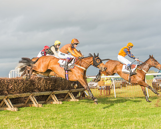 Race 6 - Confined-54
