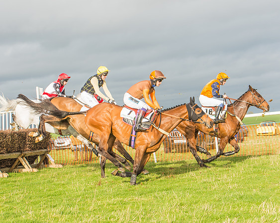 Race 6 - Confined-56