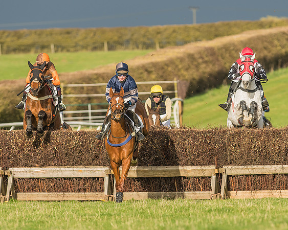 Race 6 - Confined-66