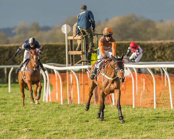 Race 6 - Confined-89