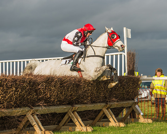 Race 6 - Confined-97