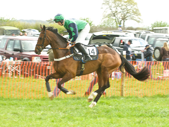 Kimblewick at Kimble Restricted Race