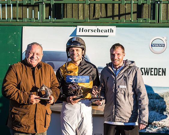 Race 7 - Puckeridge Hunt Charity Flat Race-111