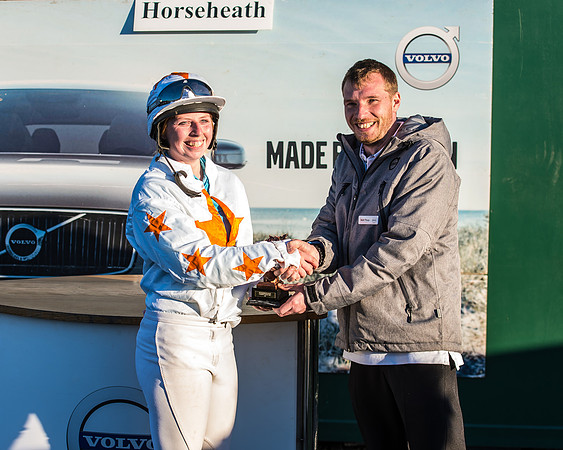 Race 7 - Puckeridge Hunt Charity Flat Race-120