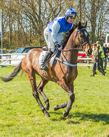 Race 1 - Puckeridge Hunt Members-29