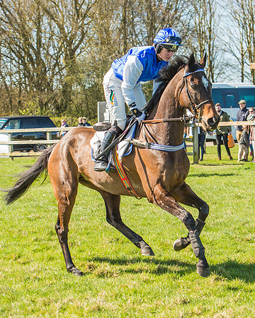 Race 1 - Puckeridge Hunt Members-30
