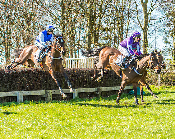 Race 1 - Puckeridge Hunt Members-61