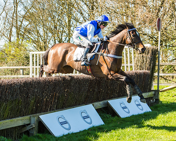Race 1 - Puckeridge Hunt Members-81