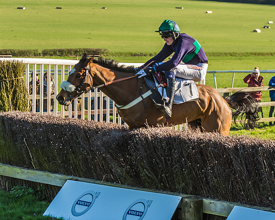 Race 5 - Red Mills Intermediate Race-55