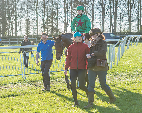 Race 6 - PPORA Club Members Novices Race-73