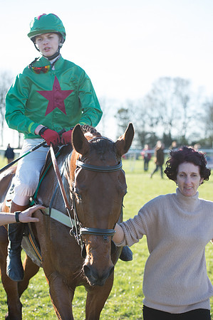 Race 6 - PPORA Club Members Novices Race-76