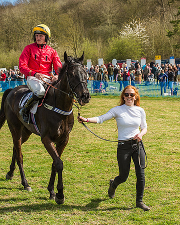 Race 1 - Confined Hunts Race-116