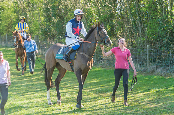 Race 5 - The Restricted Race-20