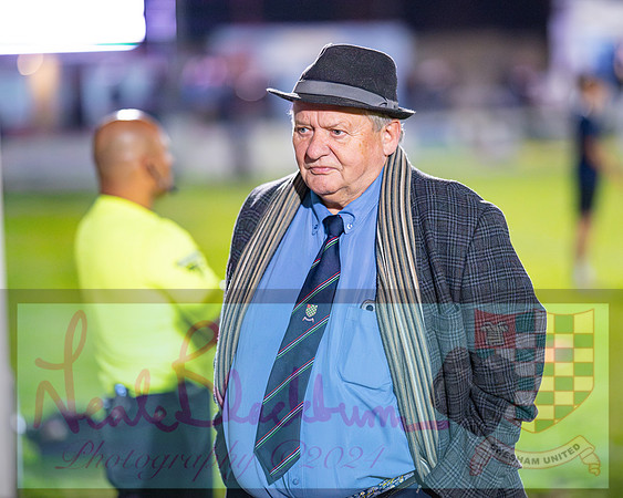Chesham Utd 3 v 1 Chippenham Town (56 of 416)