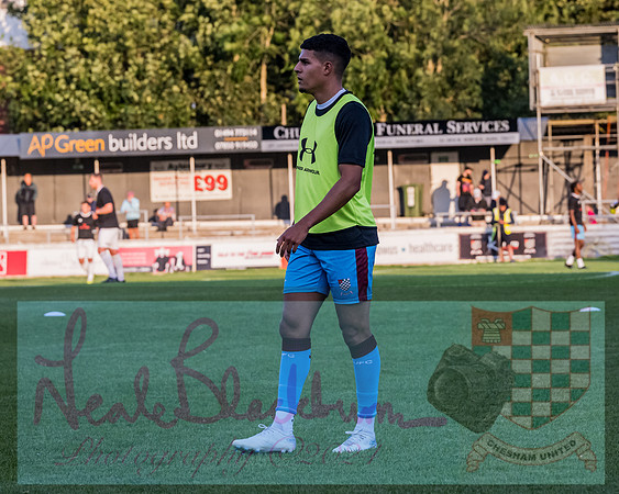 Chesham Utd v Weston Super Mare (10 of 348)
