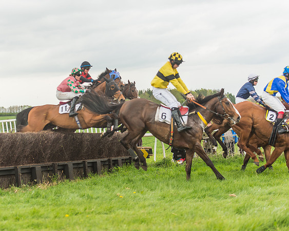 Kimblewick Easter Meeting 2017