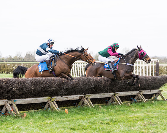 Race 2 - Open Maiden Race  (116 of 167)