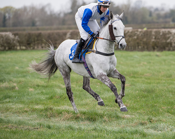 Race 3 - The PPORA Novice Riders Race  (56 of 200)