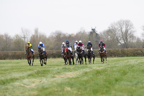 Race 3 - The PPORA Novice Riders Race  (102 of 200)