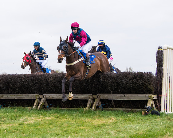 Race 3 - The PPORA Novice Riders Race  (114 of 200)