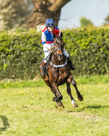 Race 6 - Novice Riders Race-9
