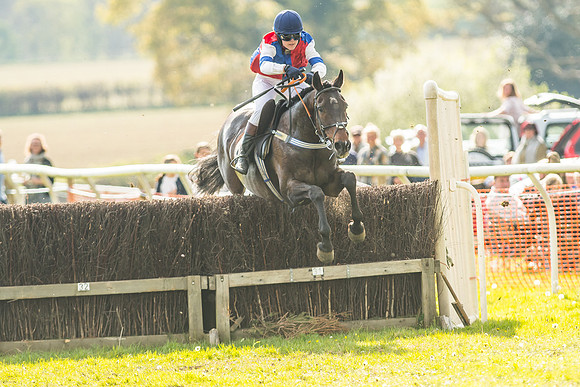 Race 6 - Novice Riders Race-38