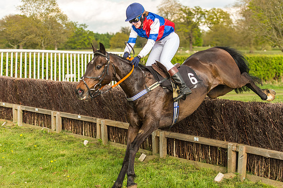 Race 6 - Novice Riders Race-48