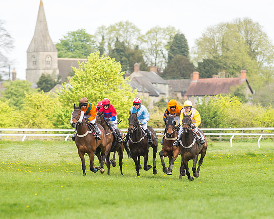 Race 1 - Members-8