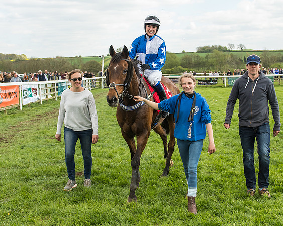 Race 3 - Ladies Open -83