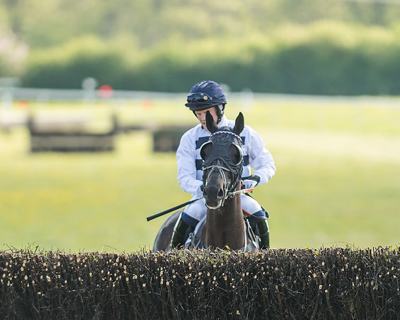 Race 6 - 2m4f Intermediate-32