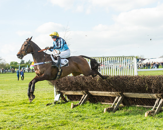 Race 6 - 2m4f Intermediate-86