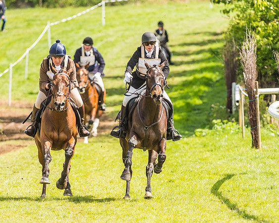 Hunt Scurry