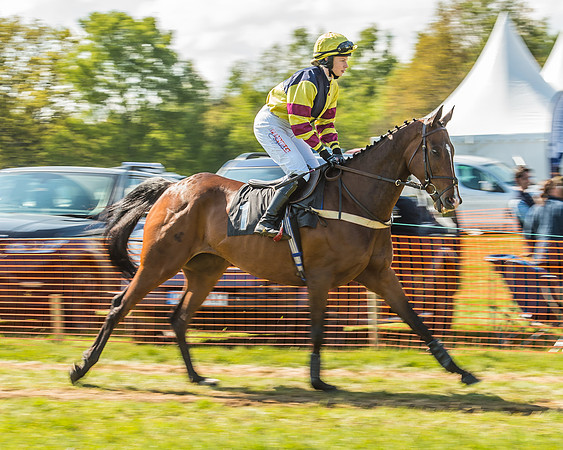 Race 3 - Ladies Open -48