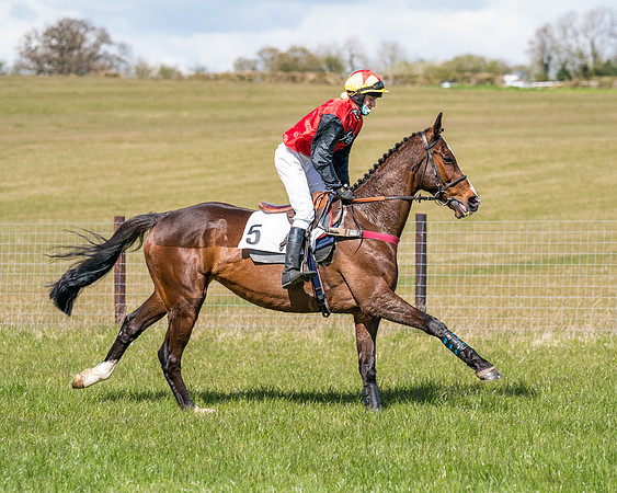 Race 5 - Novice Riders-45