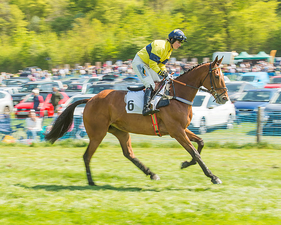 The Kingston Blount Racing Club Members Conditions Race