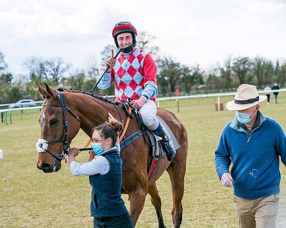 Race 7 - Maiden-82
