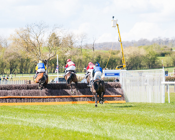 Race 6 - Restricted-40