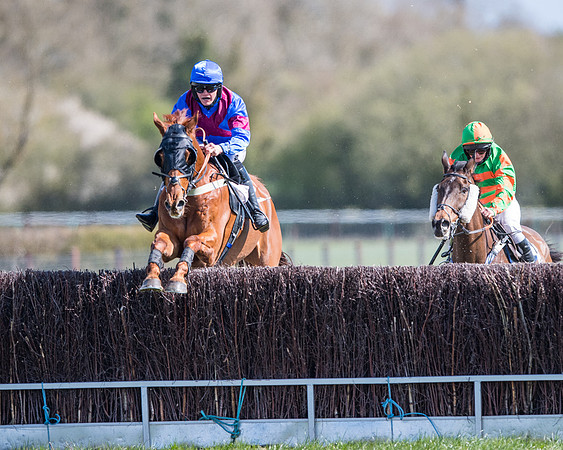 Race 5 - Novice Riders-100