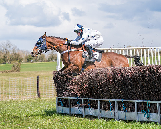 Race 5 - Novice Riders-78