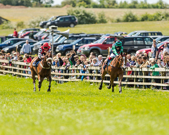 148cm Pony race - Grafton Pony Races 15th May 2017