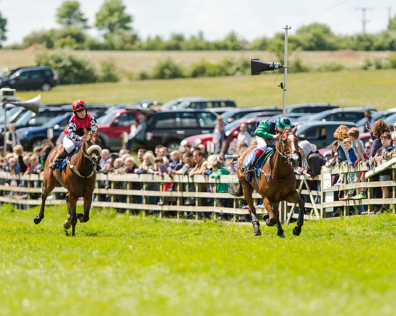 148cm Pony race - Grafton Pony Races 15th May 2017