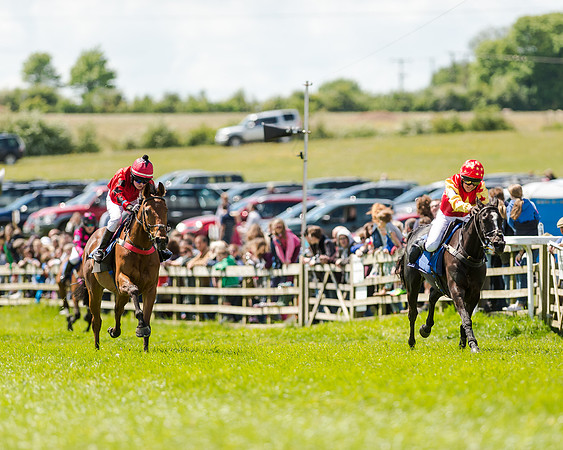 148cm Pony race - Grafton Pony Races 15th May 2017