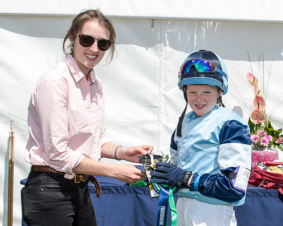 Pony race Presentations
