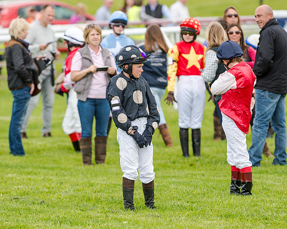Novice Riders 148cm Race -  Grafton Pony Races 15th May 2017